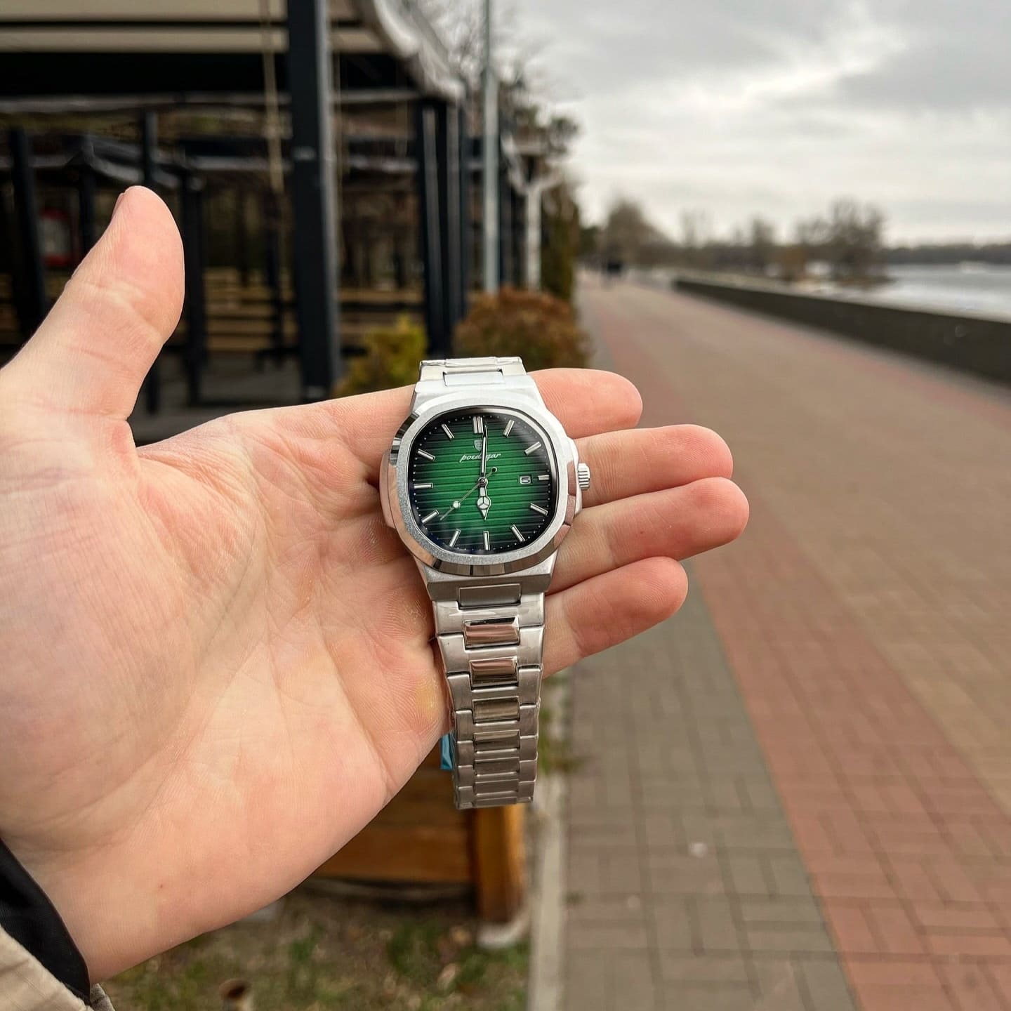 poedagar watch emerald